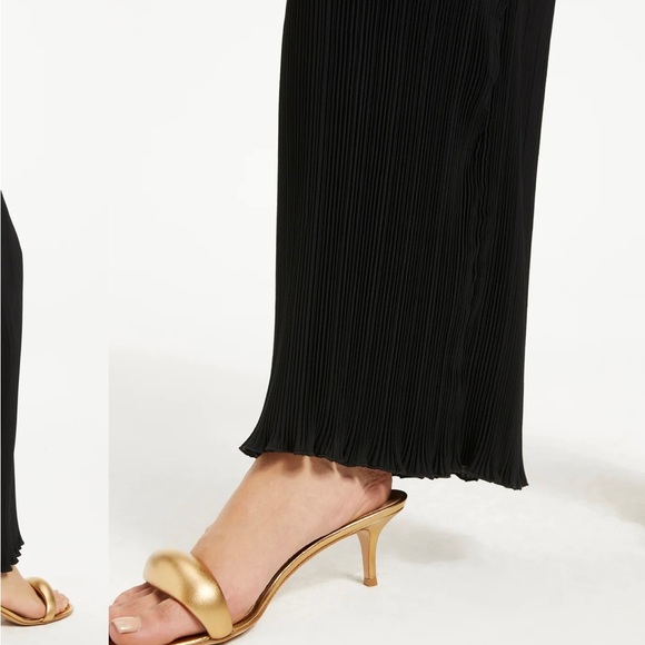 NWT Good American Always Fits Plissé Pants - Picture 4 of 6